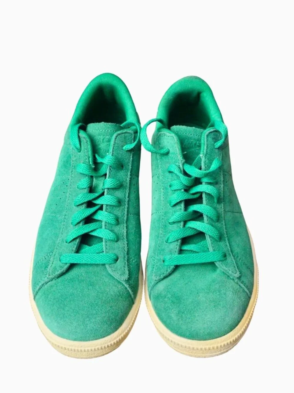 NIKE COURT CLASSIC CS PINE GREEN SUEDE SNEAKERS • WOMEN'S 9.5 / MEN'S 8